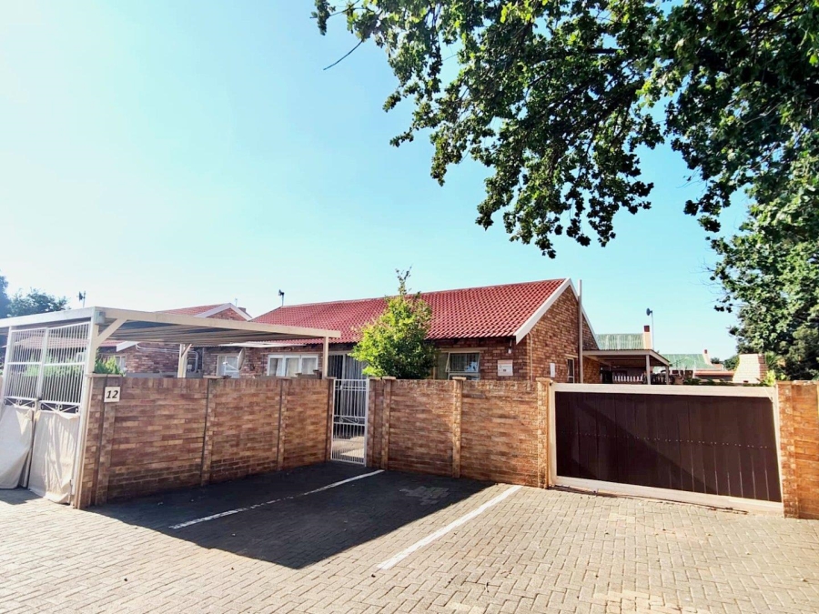 2 Bedroom Property for Sale in Hospitaalpark Free State